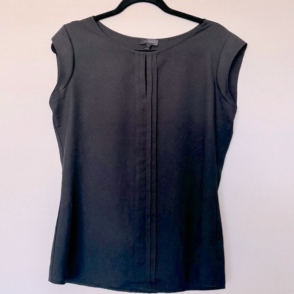 Express Shirt 👚 - Picture 4 of 8